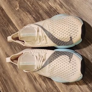 Women's Nike Air Zoom Supperrep sz 7